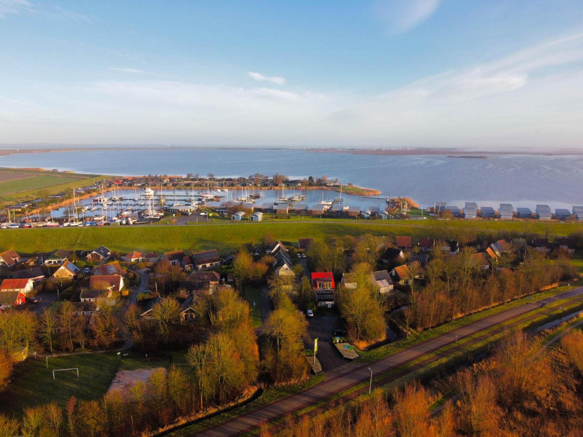 Leonie 6 Pers Holiday Home With A Large Garden Close To The Lauwersmeer Anjum エクステリア 写真